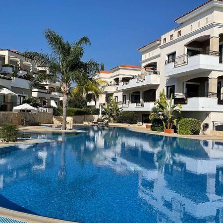 Eleona'S Royal Gardens By Yiota - Luxury 2 Bed Apartment In Exclusive Complex Péja Eksteriør bilde