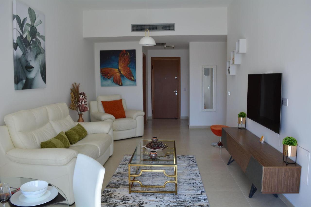 Eleona'S Royal Gardens By Yiota - Luxury 2 Bed Apartment In Exclusive Complex Péja Eksteriør bilde
